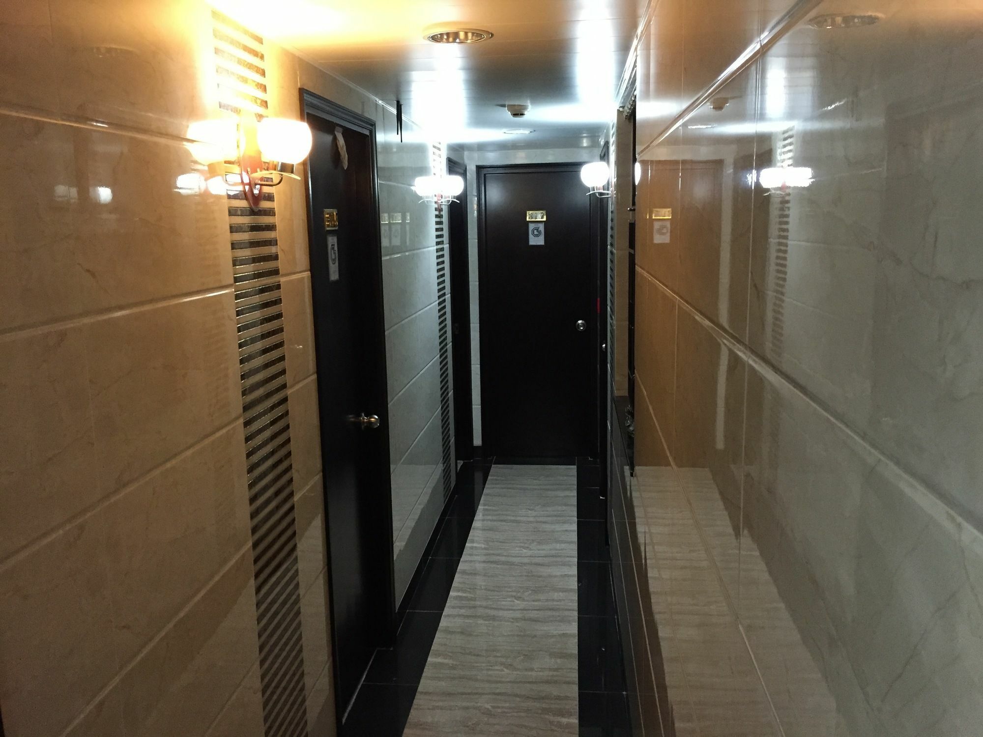 Primo Guesthouse Kowloon  Extérieur photo